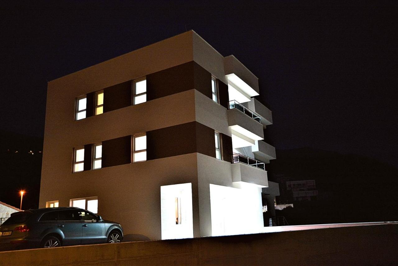 פודסטראנה Modern Villa With Jacuzzi, Beautiful Sea View, Near Split! Villa 36A מראה חיצוני תמונה