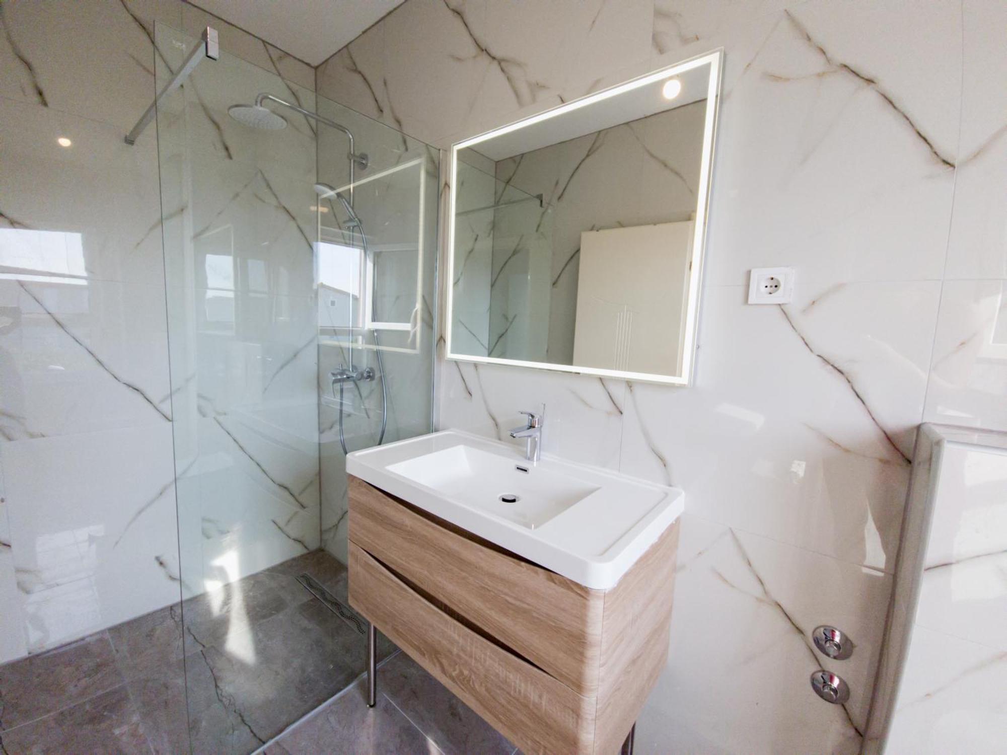 פודסטראנה Modern Villa With Jacuzzi, Beautiful Sea View, Near Split! Villa 36A מראה חיצוני תמונה
