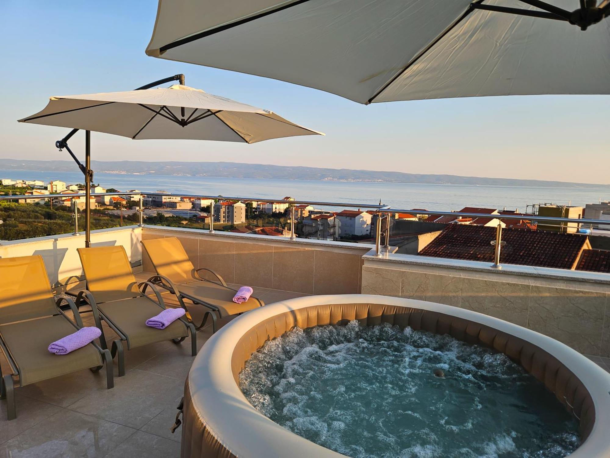 פודסטראנה Modern Villa With Jacuzzi, Beautiful Sea View, Near Split! Villa 36A מראה חיצוני תמונה
