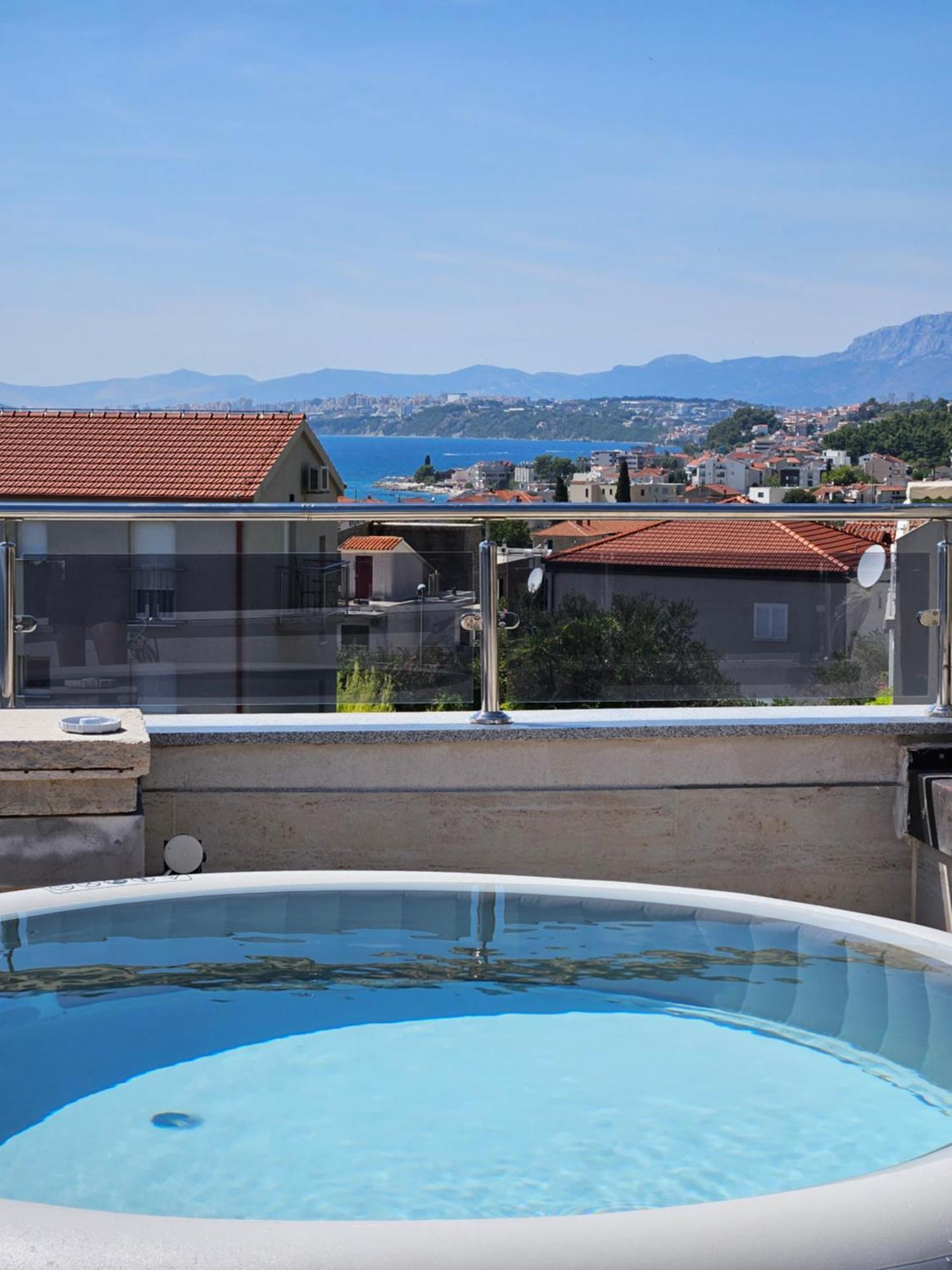 פודסטראנה Modern Villa With Jacuzzi, Beautiful Sea View, Near Split! Villa 36A מראה חיצוני תמונה